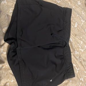 black ivivva jogger shorts size 14p